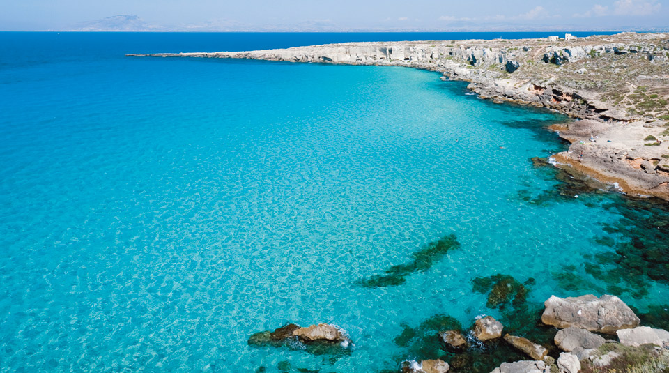 Esplorazione Incantevole tra le Isole Egadi: 4 Giorni di Mare e Natura